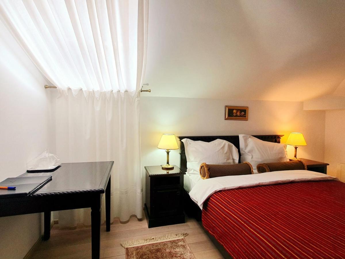 Vila Leonida - Resort Leonida Buşteni エクステリア 写真