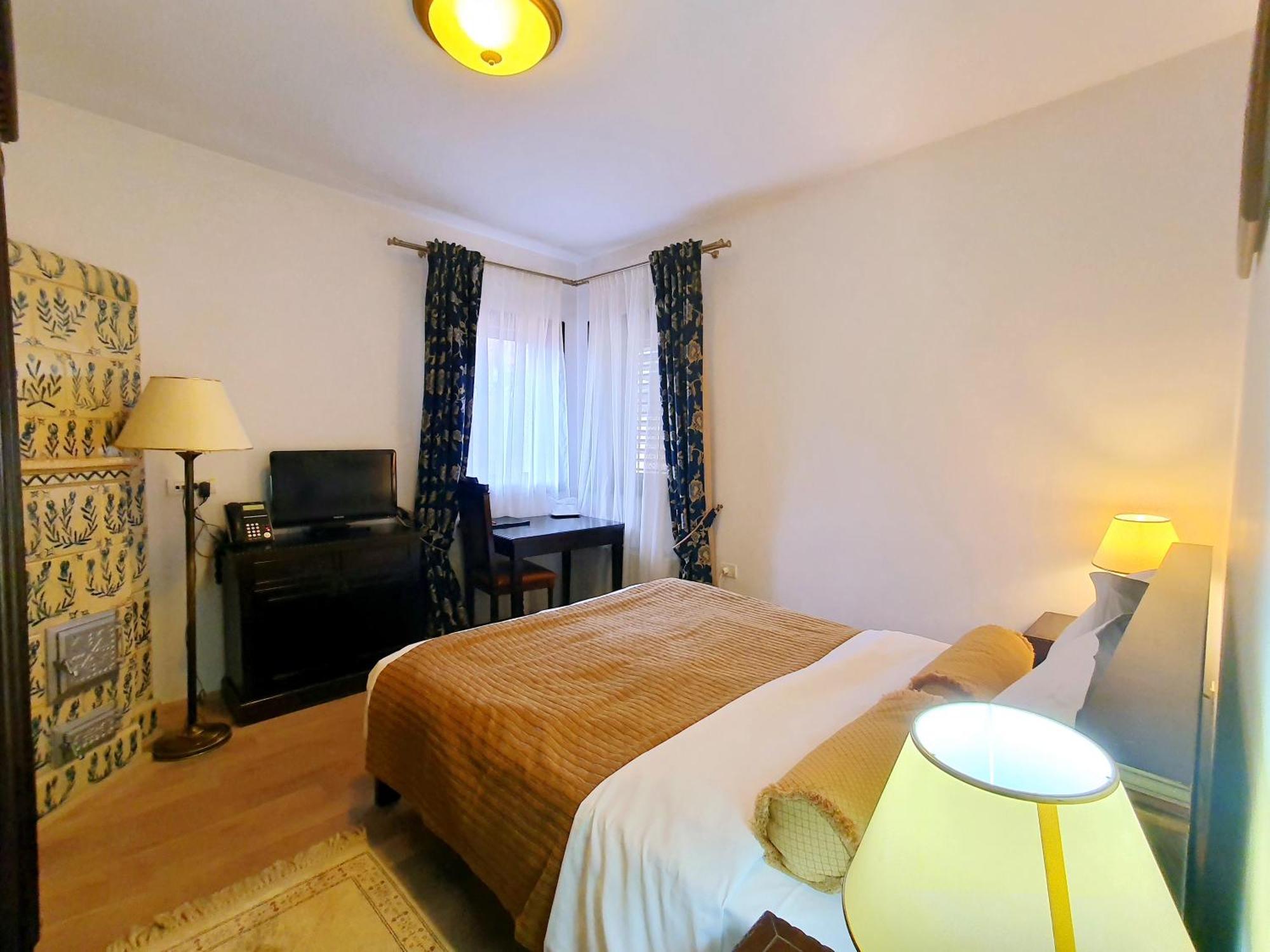 Vila Leonida - Resort Leonida Buşteni エクステリア 写真