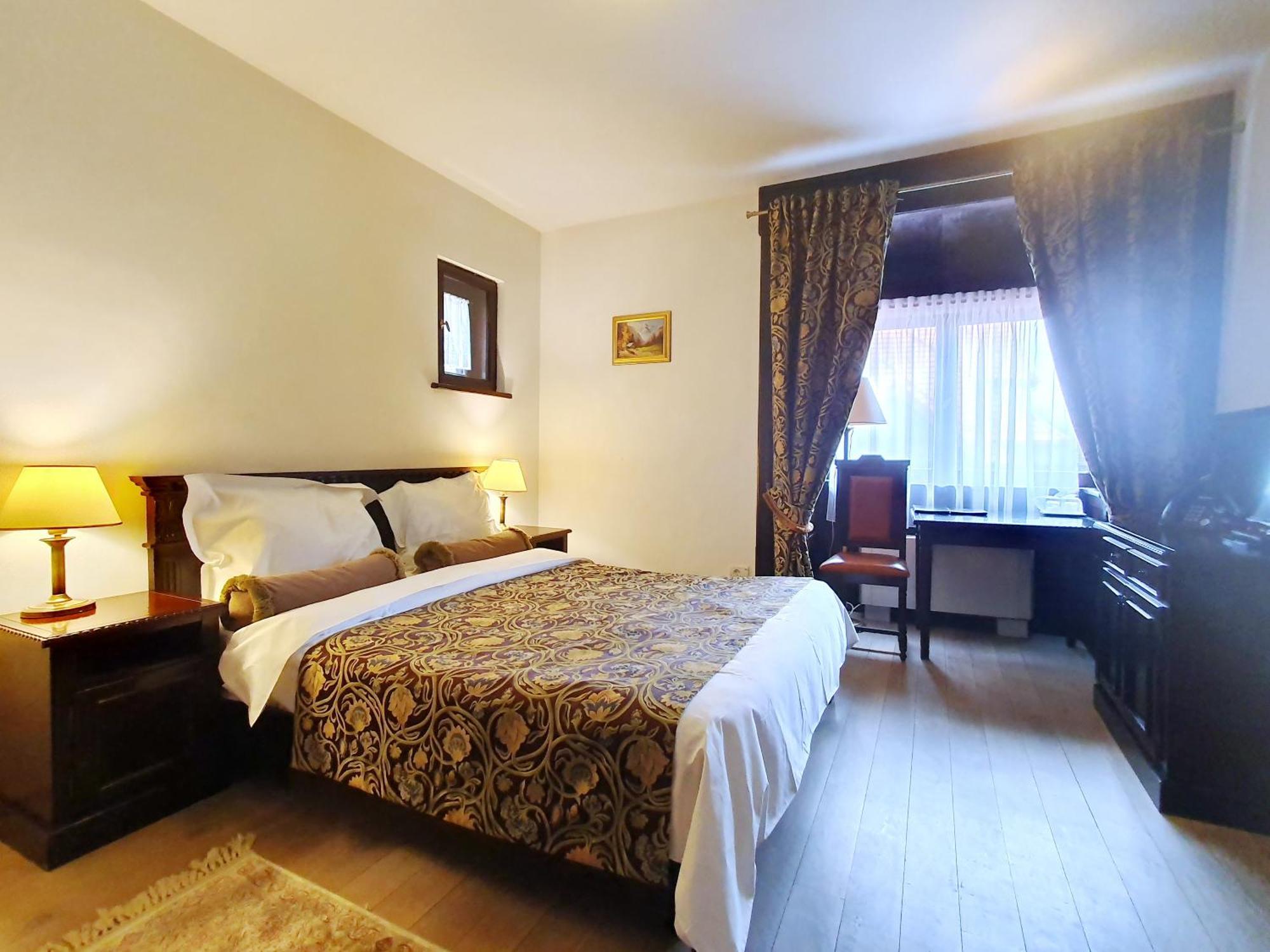 Vila Leonida - Resort Leonida Buşteni エクステリア 写真