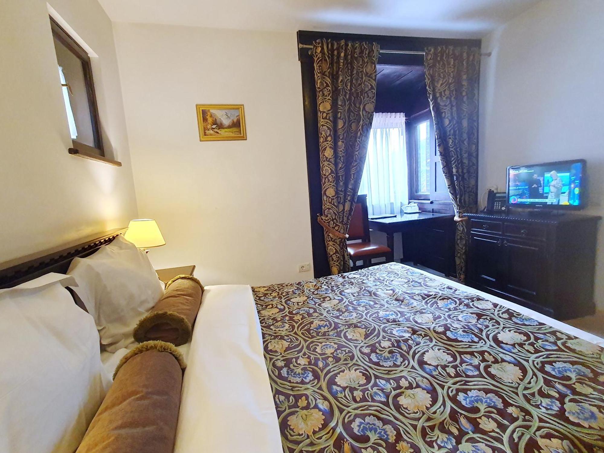 Vila Leonida - Resort Leonida Buşteni エクステリア 写真