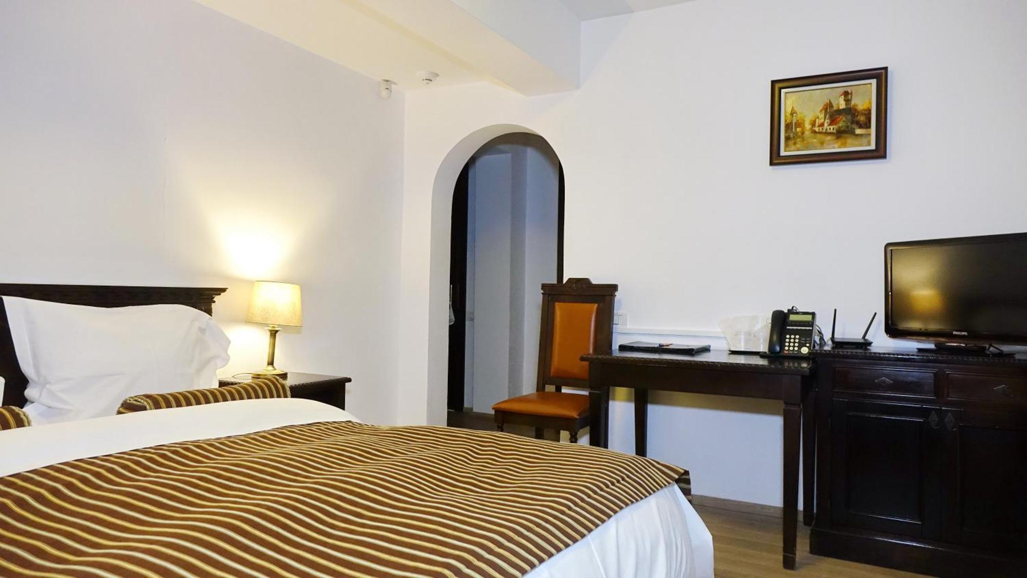 Vila Leonida - Resort Leonida Buşteni エクステリア 写真