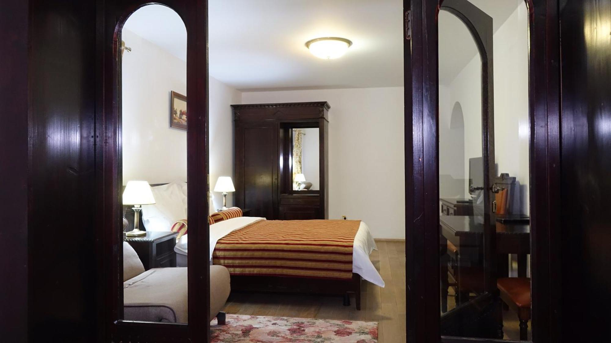 Vila Leonida - Resort Leonida Buşteni エクステリア 写真