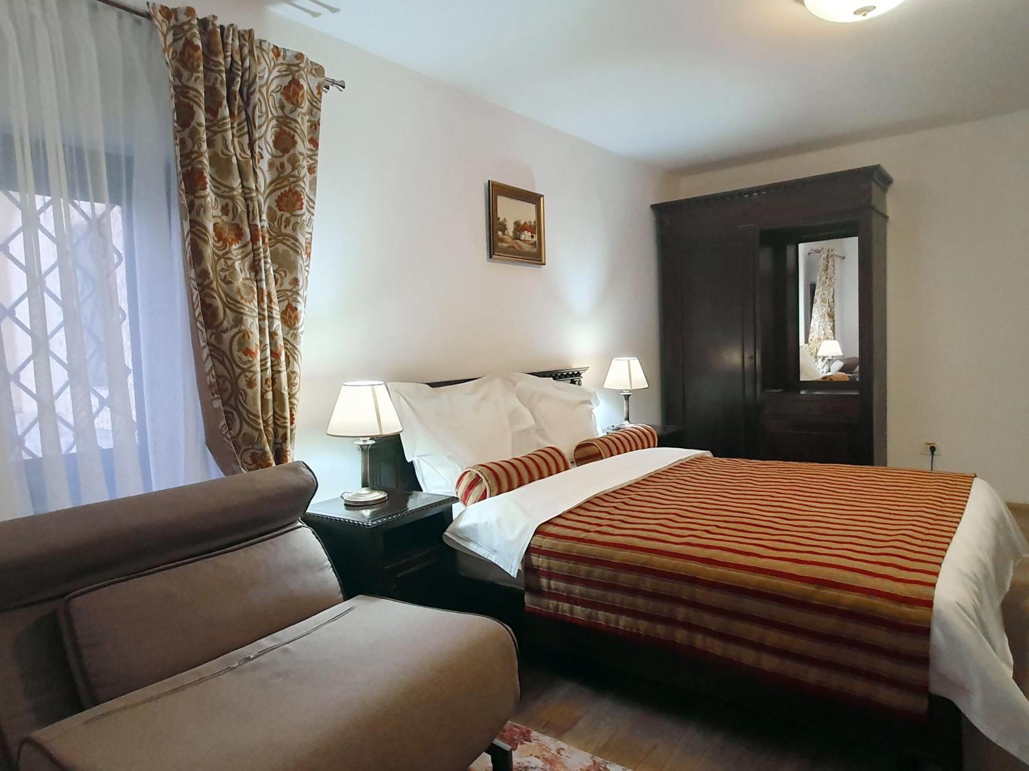 Vila Leonida - Resort Leonida Buşteni エクステリア 写真