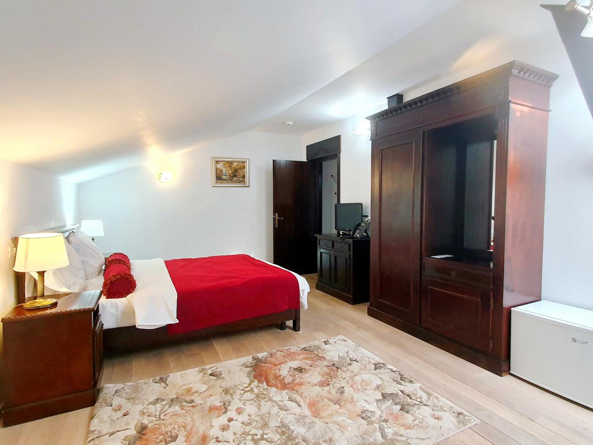 Vila Leonida - Resort Leonida Buşteni エクステリア 写真