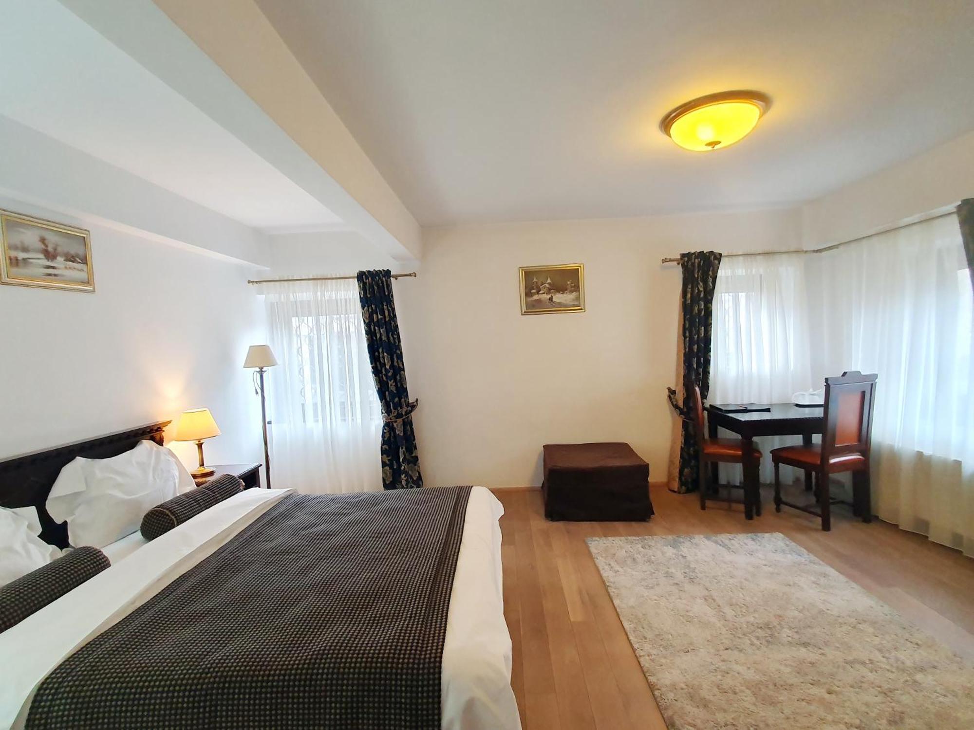 Vila Leonida - Resort Leonida Buşteni エクステリア 写真